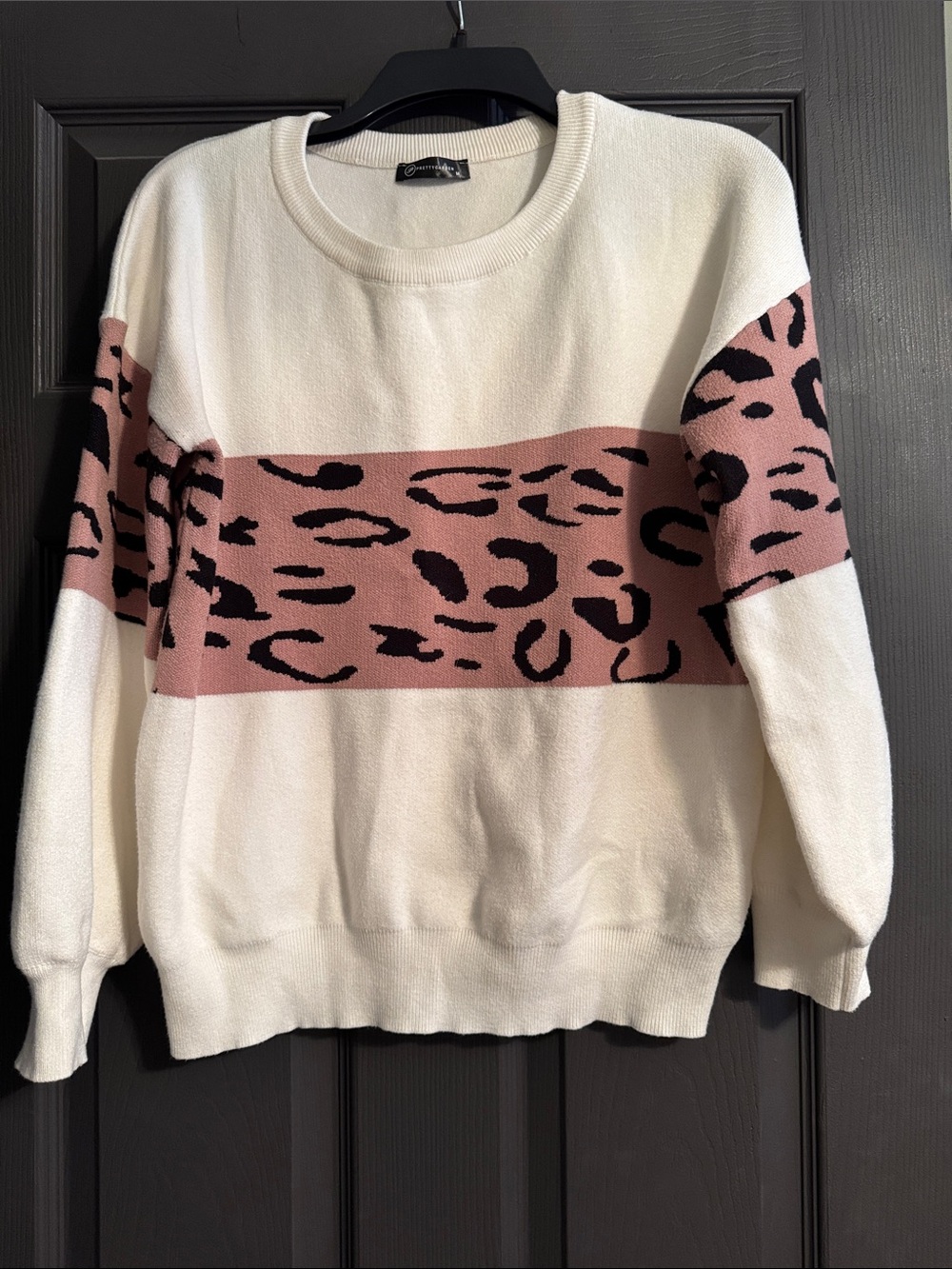 Cream Crewneck Sweater with Dusty Pink Leopard Panel